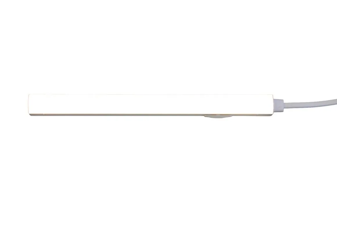 AIRAM CABILINK KAAPISTOVALAISIN 38CM 3CCT 220-240V 5W