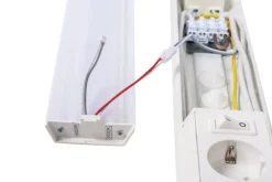 AIRAM HANDY TYÖPISTEVALAISIN 450 IP21 5W/830/840, 1X2PR, VALKOINEN