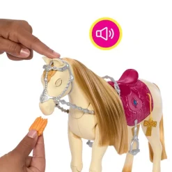 BARBIE BARBIEN HEVONEN ÄÄNITOIMINNOILLA