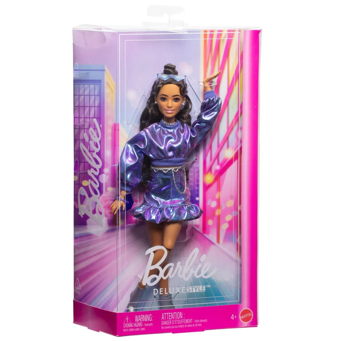 BARBIE DELUXE STYLE -NUKKE SINISESSÄ ASUSSA
