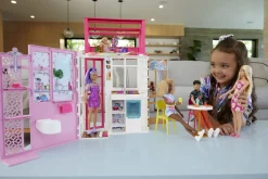 BARBIE NUKKE JA KOTILEIKKISETTI HCD48