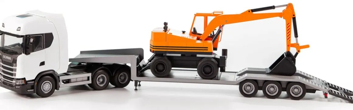 EMEK SCANIA S LAVETTI JA ORANSSI KAIVURI