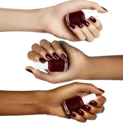 ESSIE 50 BORDEAUX -KYNSILAKKA
