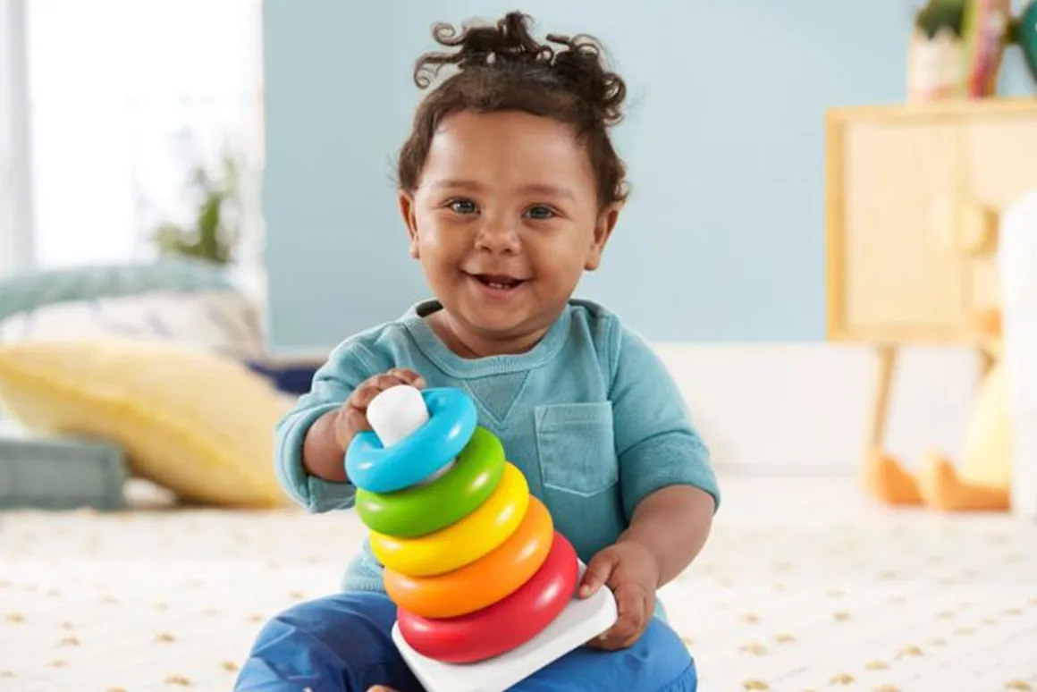 FISHER-PRICE ROCK-A-STACK RENGASTORNI GRF09