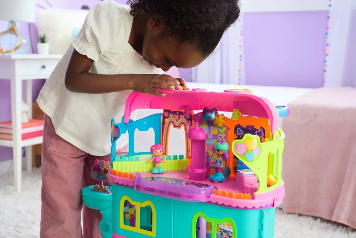 GABBY'S DOLLHOUSE KATTORULLALUISTELUJUHLASETTI