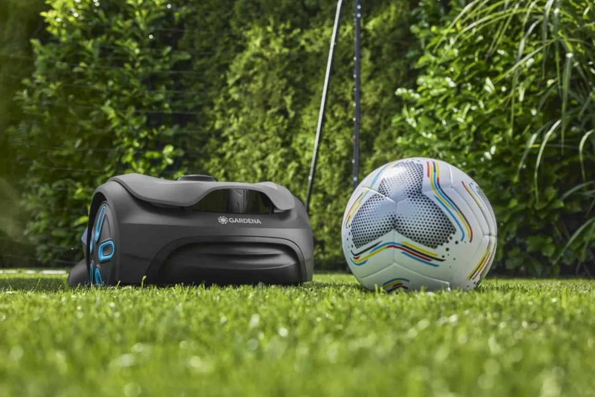 GARDENA ROBOTTIRUOHONLEIKKURI SMART SILENO SENSE 600 RAJALANGATON