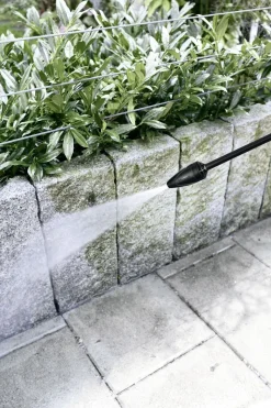 KÄRCHER K 2 UNIVERSAL PAINEPESURI