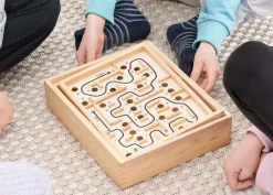 LABYRINTTI PELI PUINEN