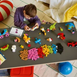 LEGO 11045 VÄRIKKÄÄT LUOVUUDEN PALIKAT V29