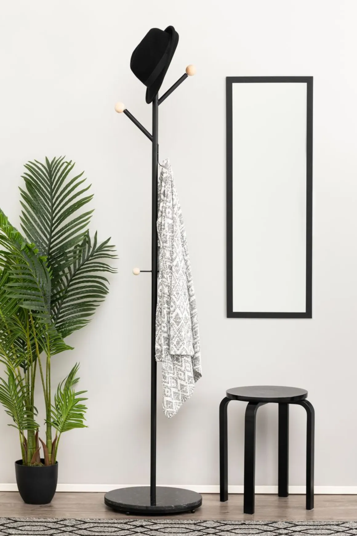 4LIVING HUONEPALMU 140 CM