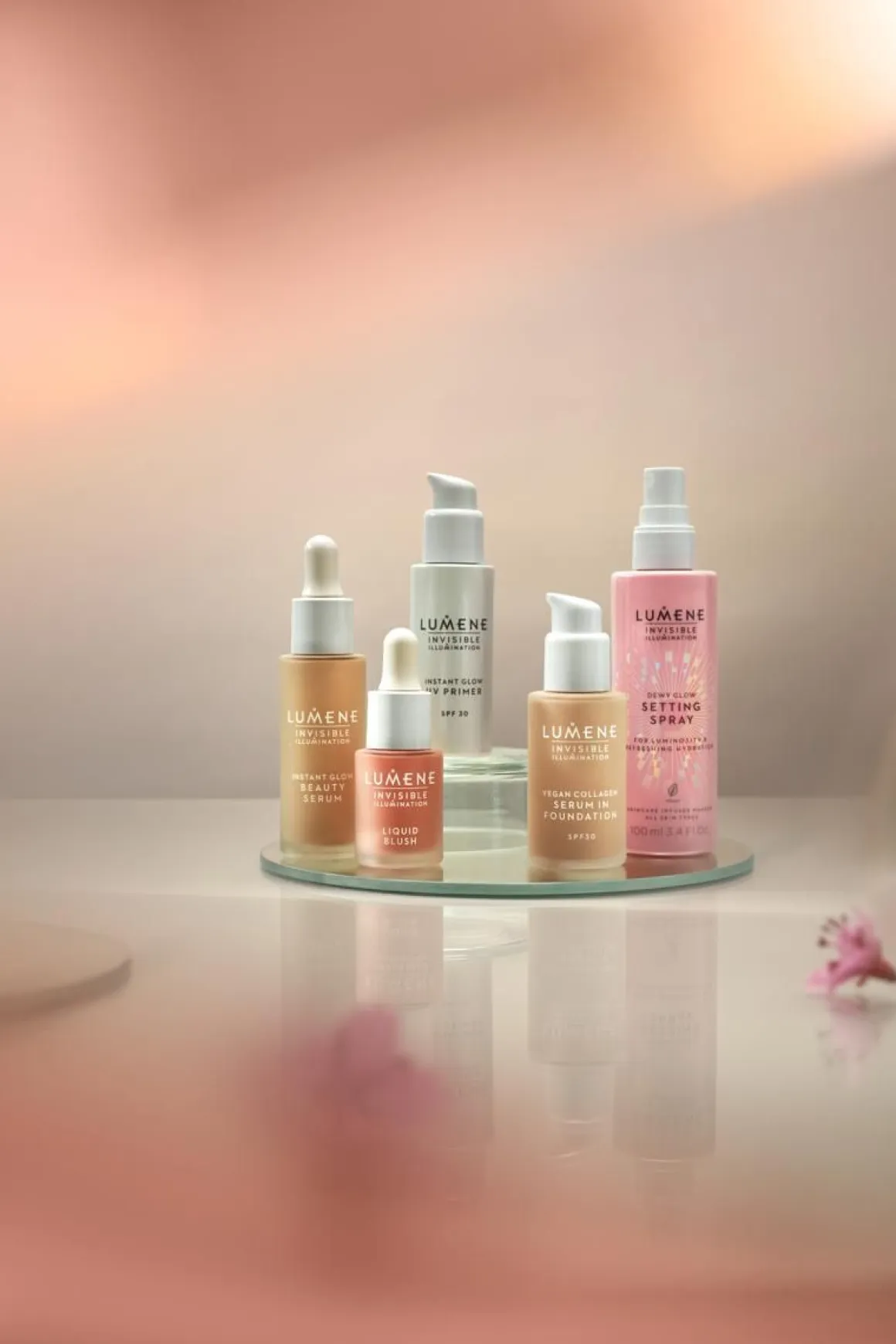 LUMENE INVISIBLE ILLUMINATION SEERUMIMEIKKIVOIDE SPF30 1.5 30 ML