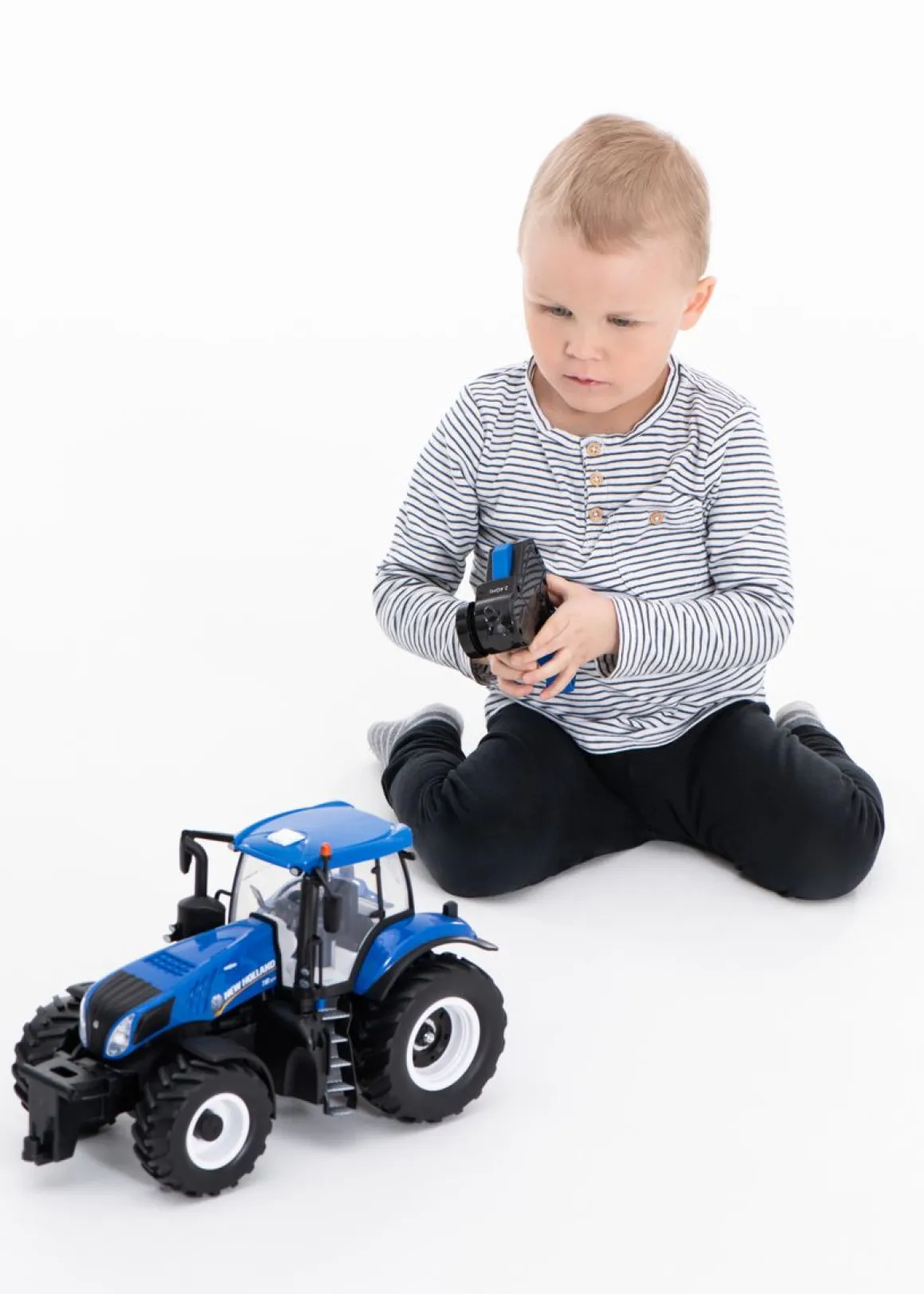 MAISTO TECH R/C 1:16 TRAKTORI 2.4GHZ FI, SE