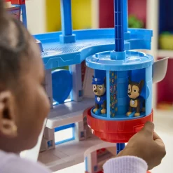 PAW PATROL RYHMÄ HAU SEIKKAILULAHDEN PÄÄMAJA