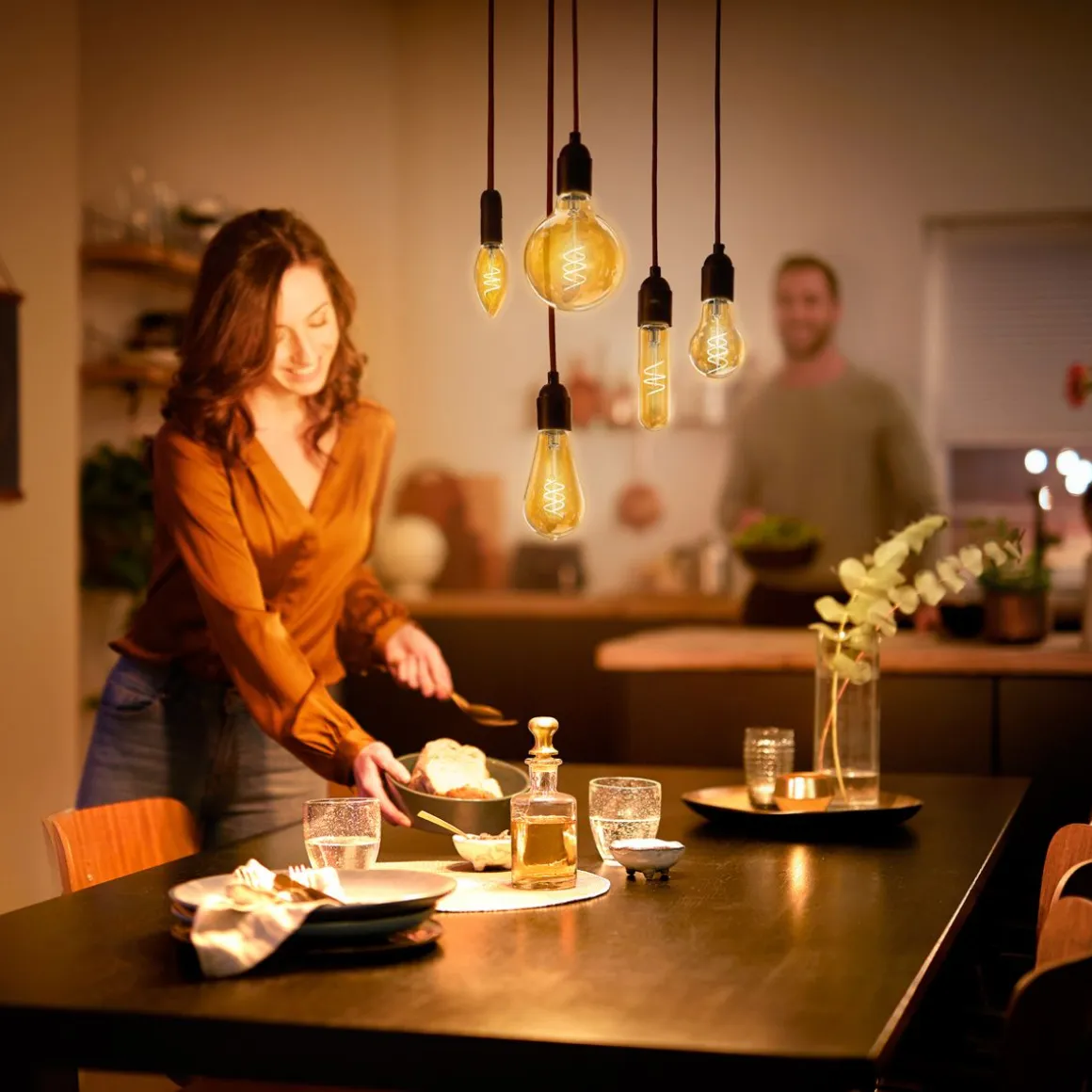 PHILIPS LED LAMPPU 25W E27 AMBER 1800K HIMMENNYS