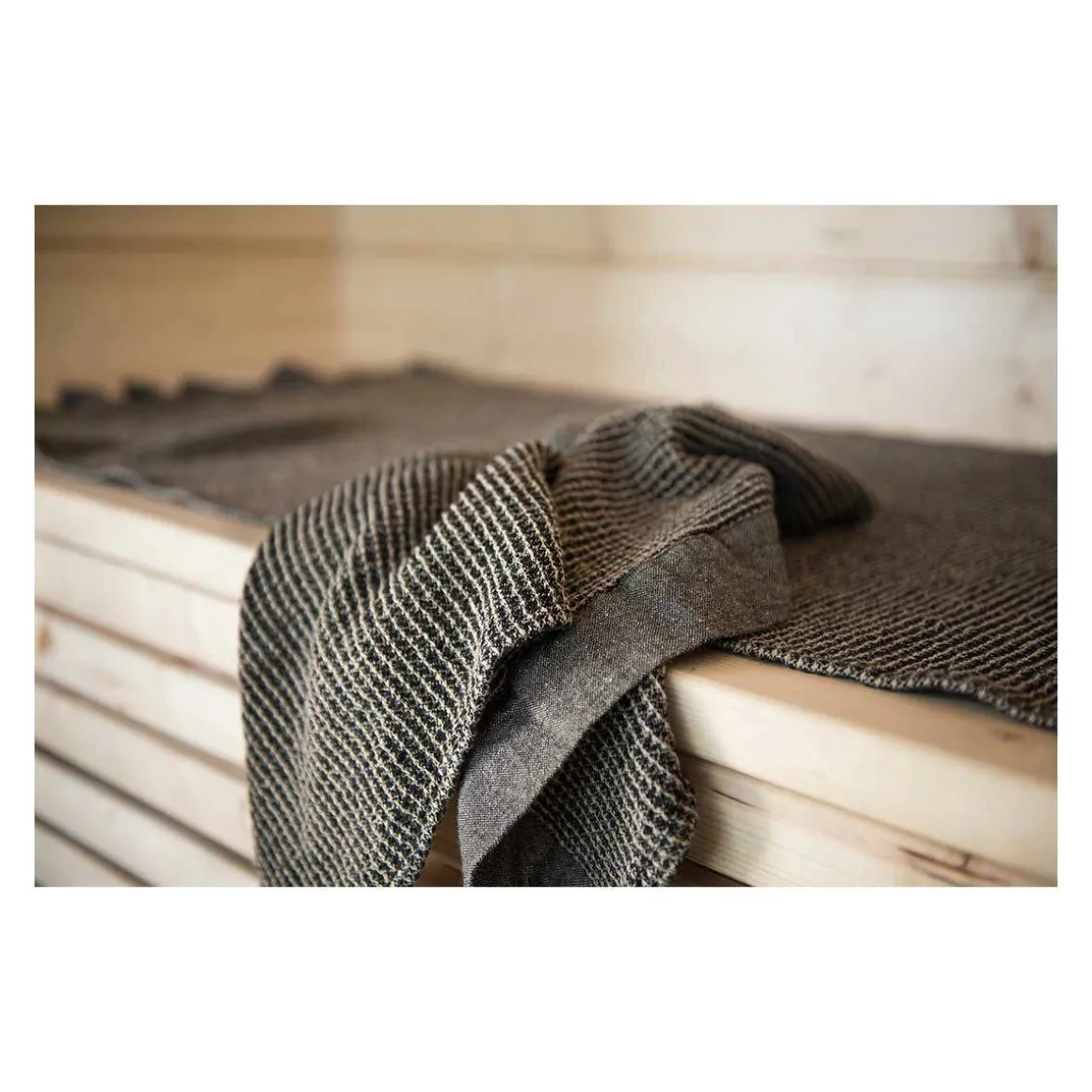 RENTO LAUDELIINA KENNO 50X60 CM MUSTA/BEIGE