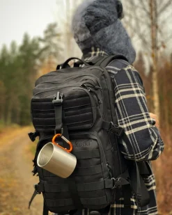 RETKI REPPU TROOPER 35 L MUSTA