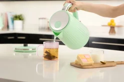 RUSSELL HOBBS EDEN PISTACHIO VEDENKEITIN VAALEANVIHREÄ