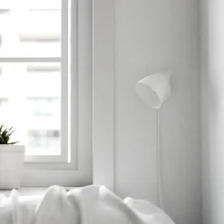 SENSE-A-LITE ORION SEINÄVALAISIN VALKOINEN
