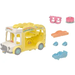 SYLVANIAN FAMILIES 3-KERROSBUSSI LEIKKIPUISTOLLA