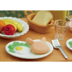 SYLVANIAN FAMILIES 5444 AAMIAISSETTI LEIVÄNPAAHTIMELLA