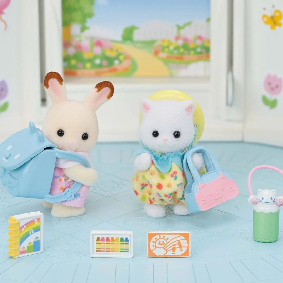 SYLVANIAN FAMILIES 5747 KAVERUKSET KÄVELYLLÄ