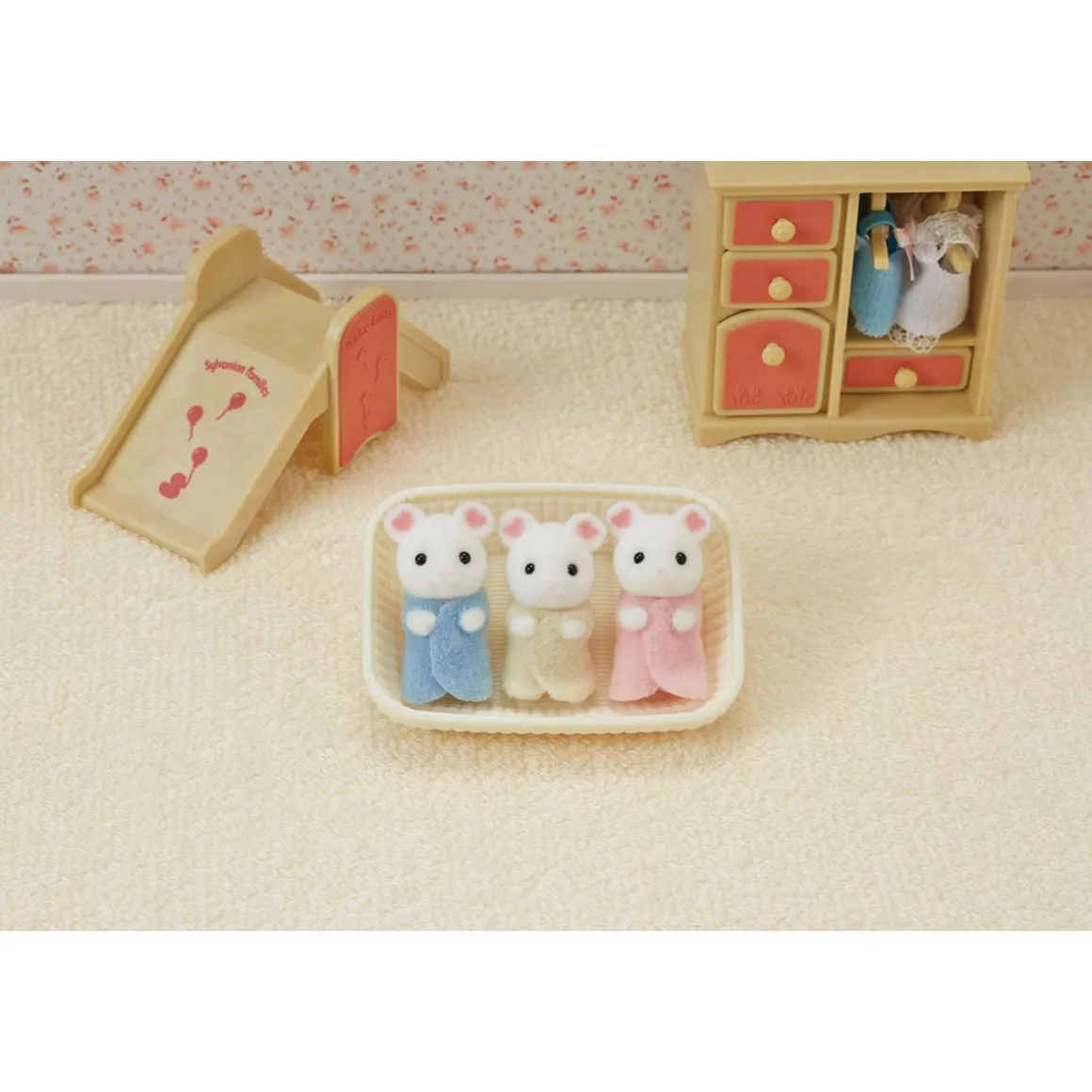 SYLVANIAN FAMILIES VAAHTOKARKKIHIIRIKOLMOSET