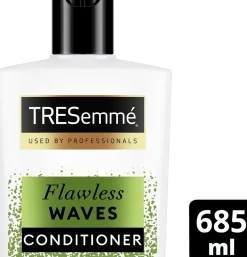 TRESEMMÉ FLAWLESS WAVES CONDITIONER COCONUT 685 ML